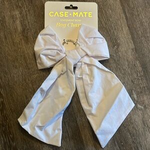 Case-Mate Statement Bow Bag Charm - White